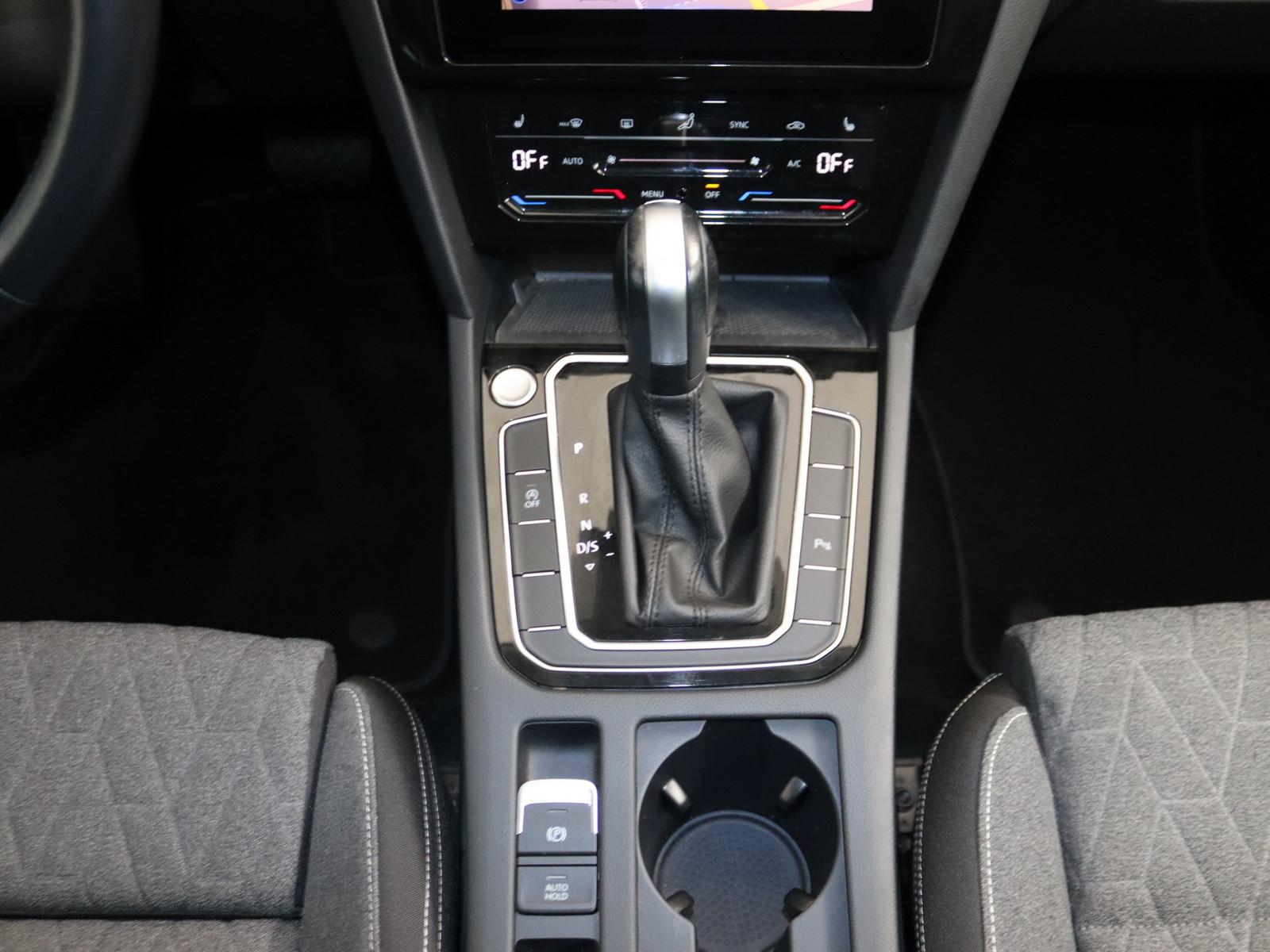 VW Passat Variant 1.5 TSI Business VW Passat Variant 1.5 TSI Business