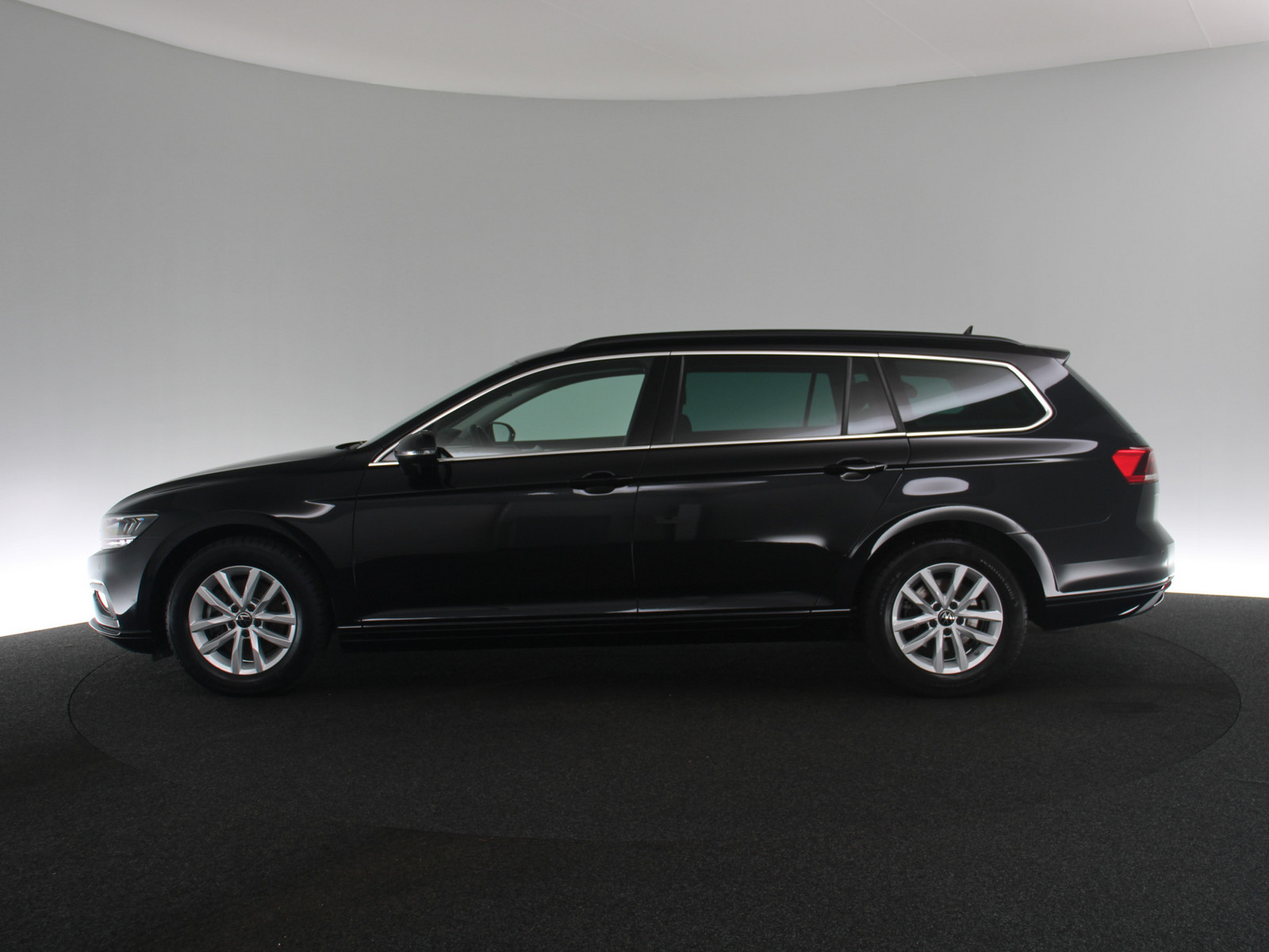 VW Passat Variant 1.5 TSI Business VW Passat Variant 1.5 TSI Business
