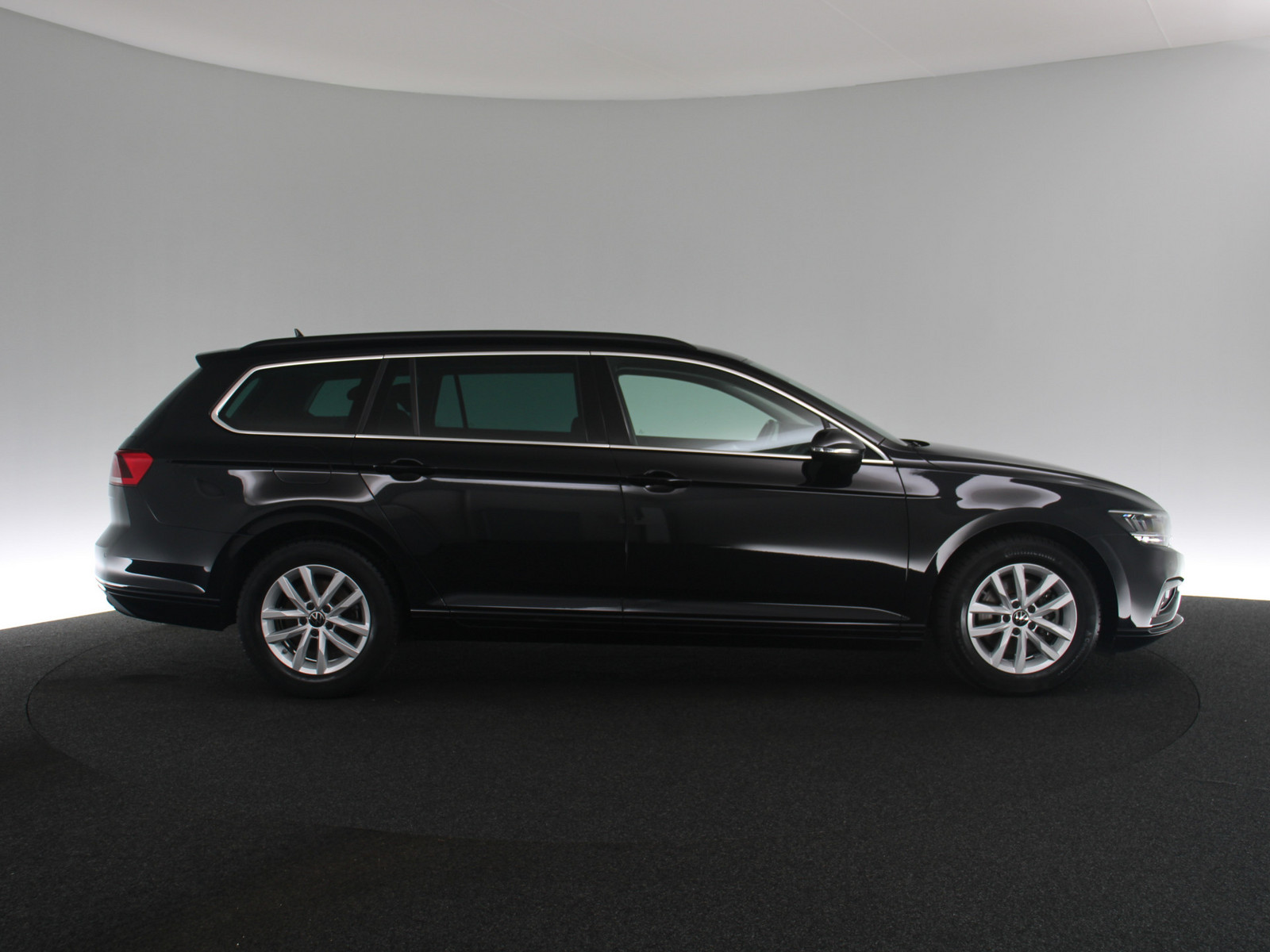 VW Passat Variant 1.5 TSI Business VW Passat Variant 1.5 TSI Business