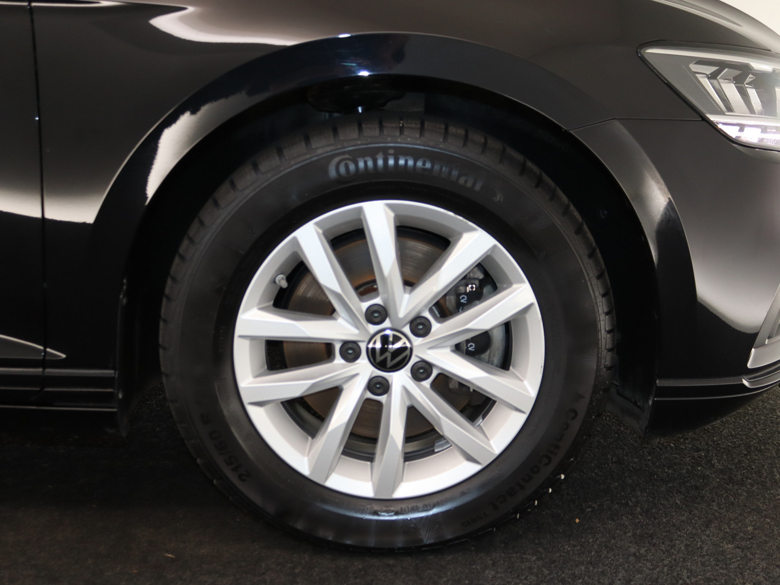 VW Passat Variant 1.5 TSI Business VW Passat Variant 1.5 TSI Business