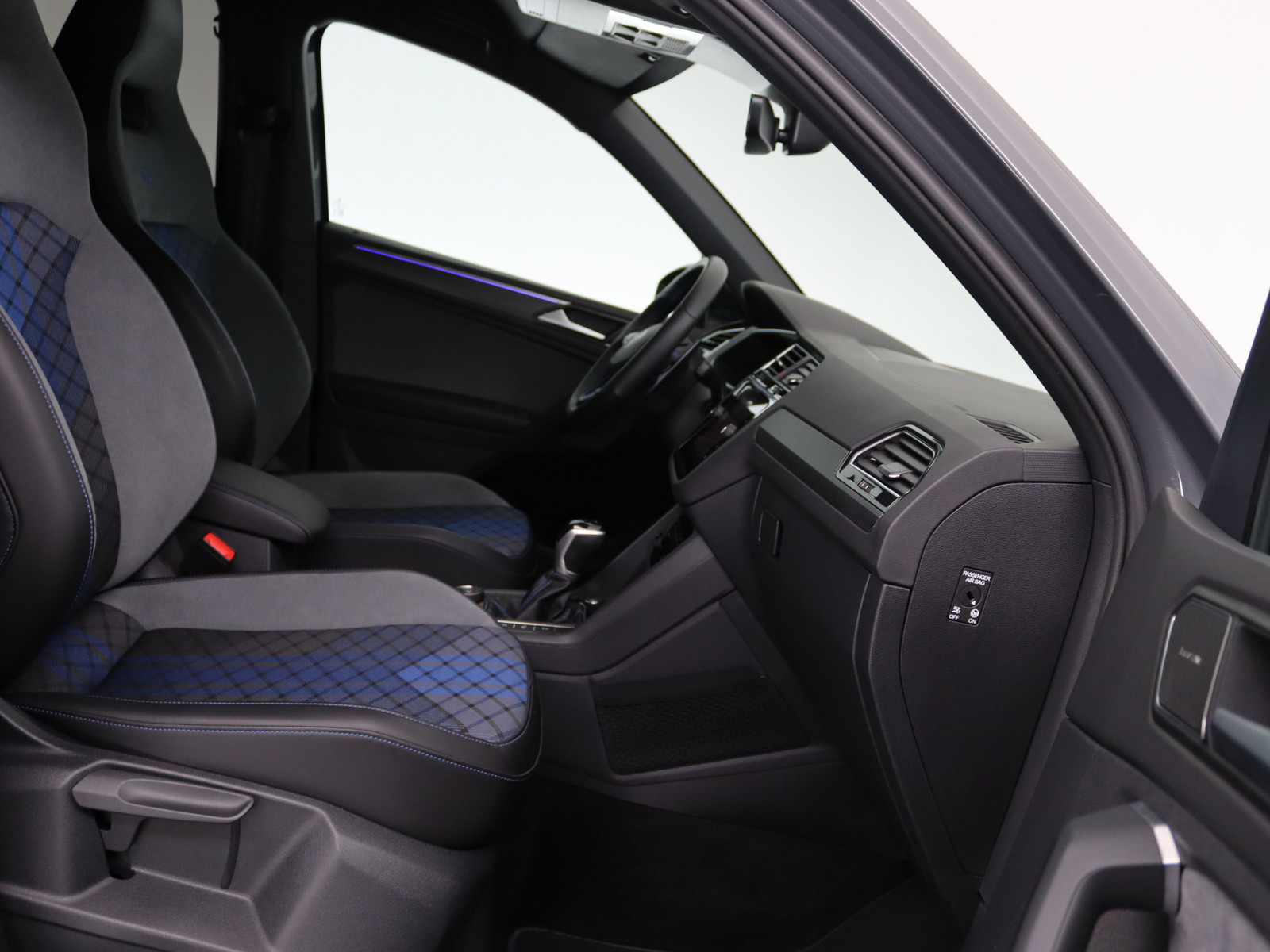 VW Tiguan 2.0 TSI R 4Motion VW Tiguan 2.0 TSI R 4Motion