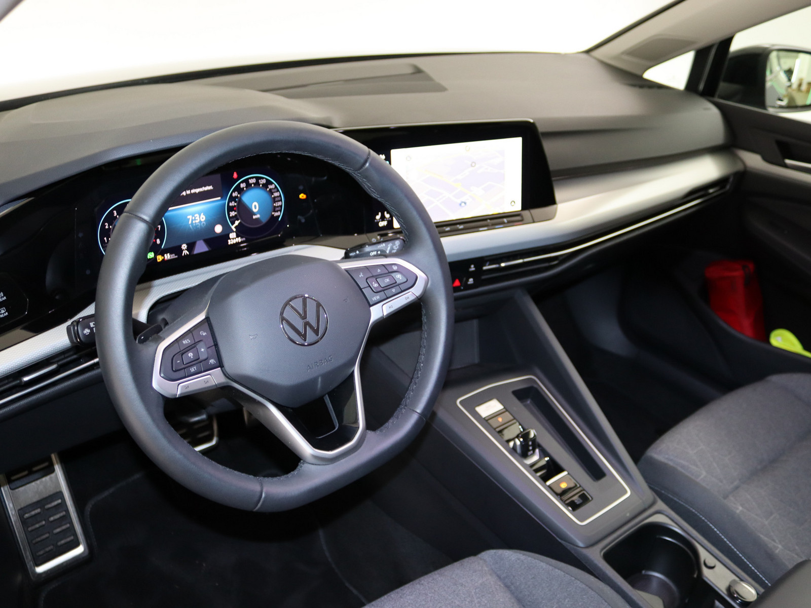 VW Golf VIII 1.5 eTSI Move VW Golf VIII 1.5 eTSI Move