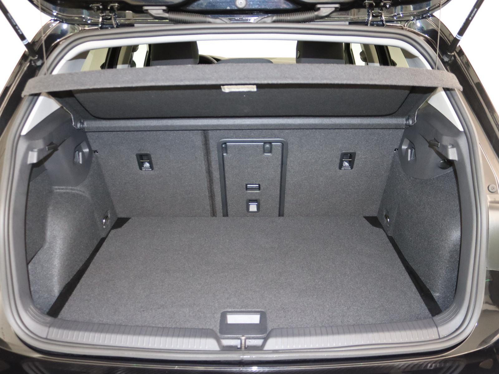 VW Golf VIII 1.5 eTSI Move VW Golf VIII 1.5 eTSI Move
