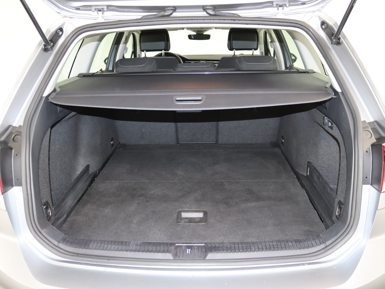 VW Passat Variant 2.0 TDI Business VW Passat Variant 2.0 TDI Business