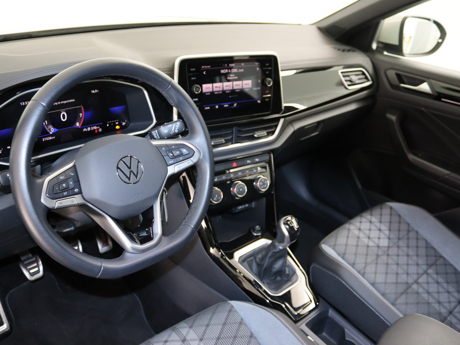 VW T-Roc 1.0 TSI R-Line VW T-Roc 1.0 TSI R-Line
