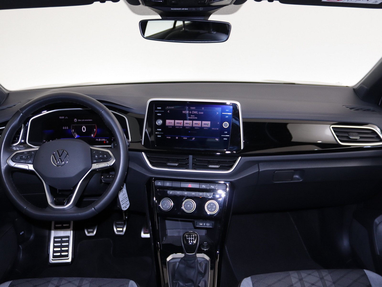 VW T-Roc 1.0 TSI R-Line VW T-Roc 1.0 TSI R-Line
