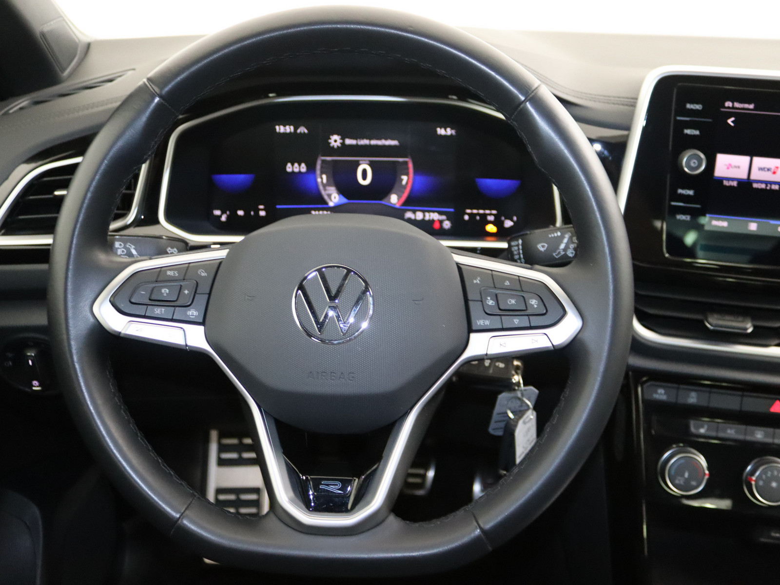 VW T-Roc 1.0 TSI R-Line VW T-Roc 1.0 TSI R-Line