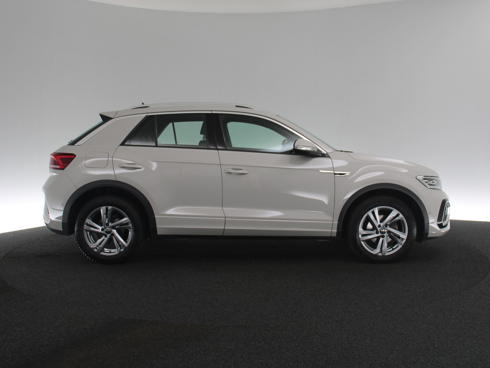 VW T-Roc 1.0 TSI R-Line VW T-Roc 1.0 TSI R-Line