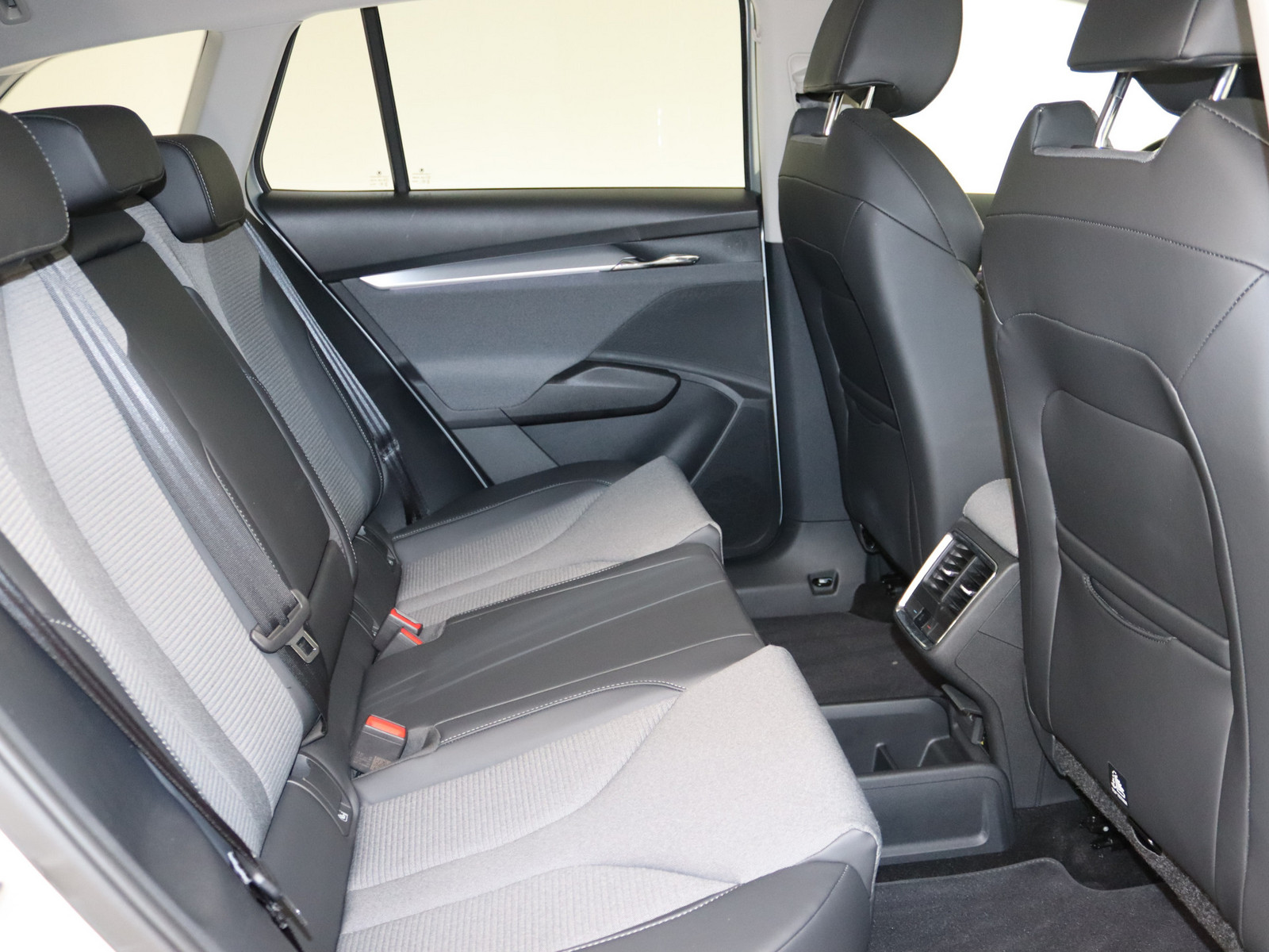 SKODA Enyaq 85x Loft SKODA Enyaq 85x Loft