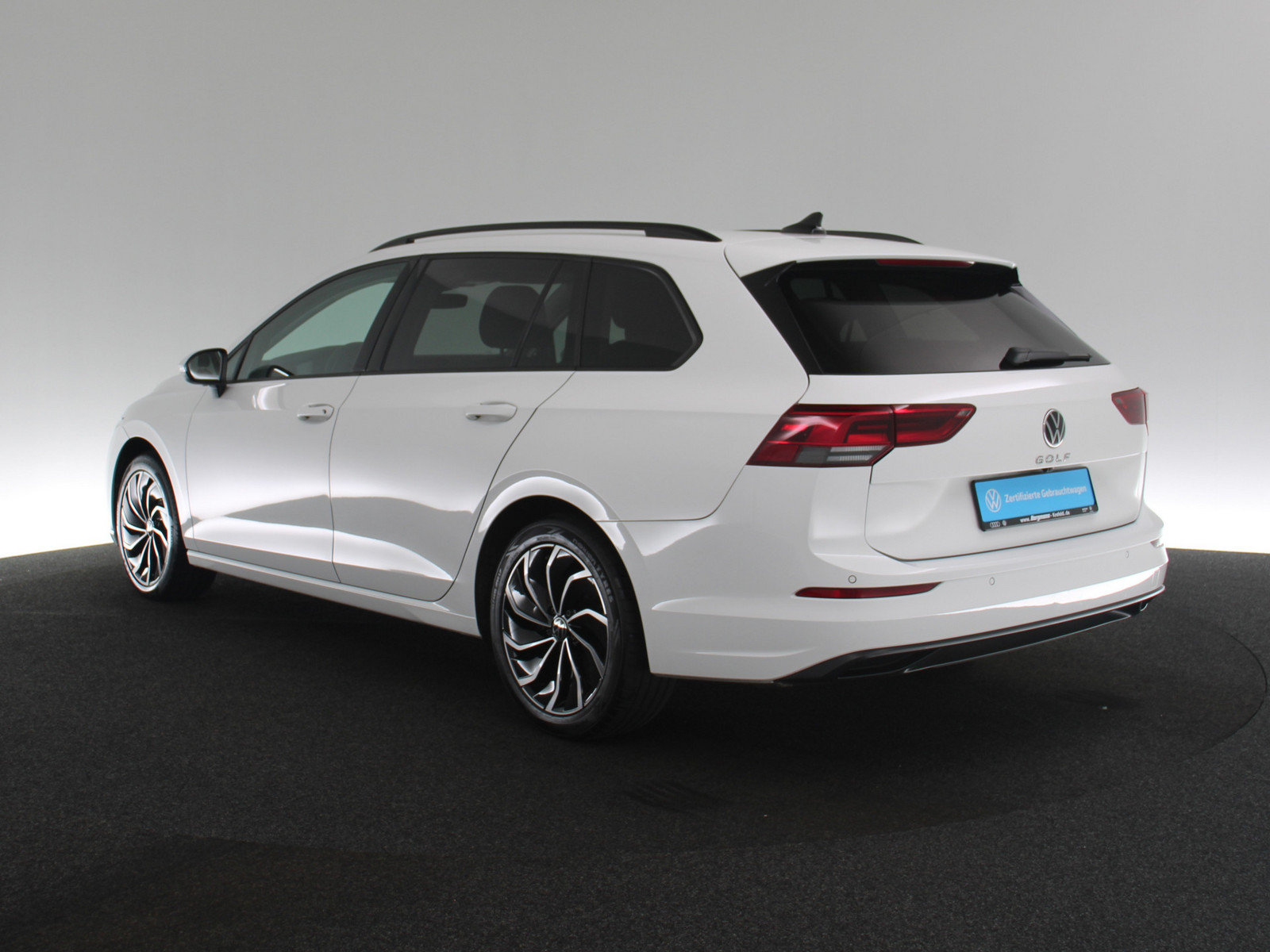 VW Golf VIII 2.0 TDI Life VW Golf VIII 2.0 TDI Life