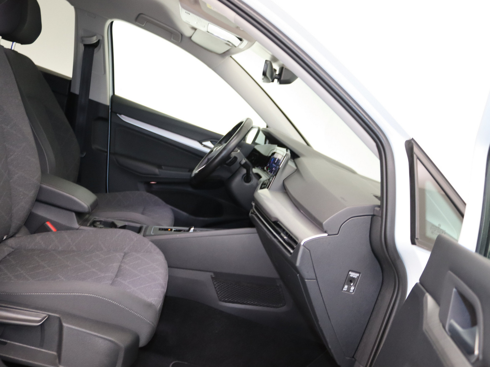 VW Golf VIII 2.0 TDI Life VW Golf VIII 2.0 TDI Life