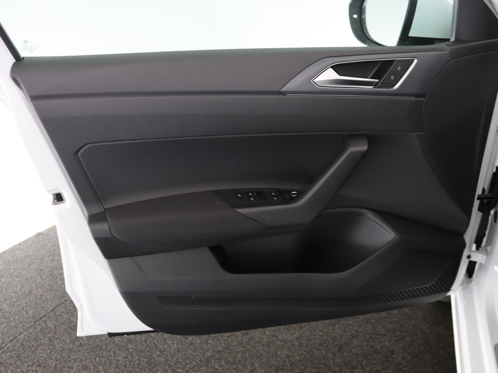 VW Taigo 1.0 TSI R-Line VW Taigo 1.0 TSI R-Line