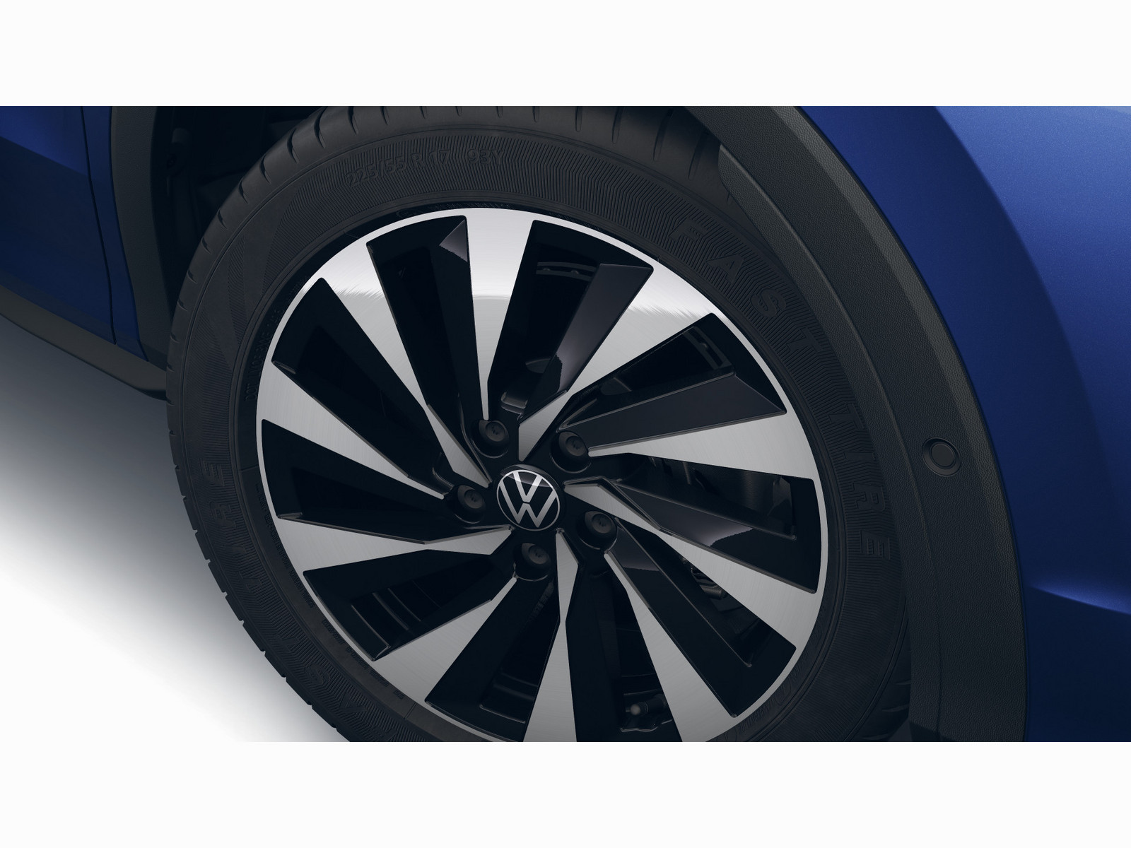 VW T-Roc 1.5 eTSI Life VW T-Roc 1.5 eTSI Life