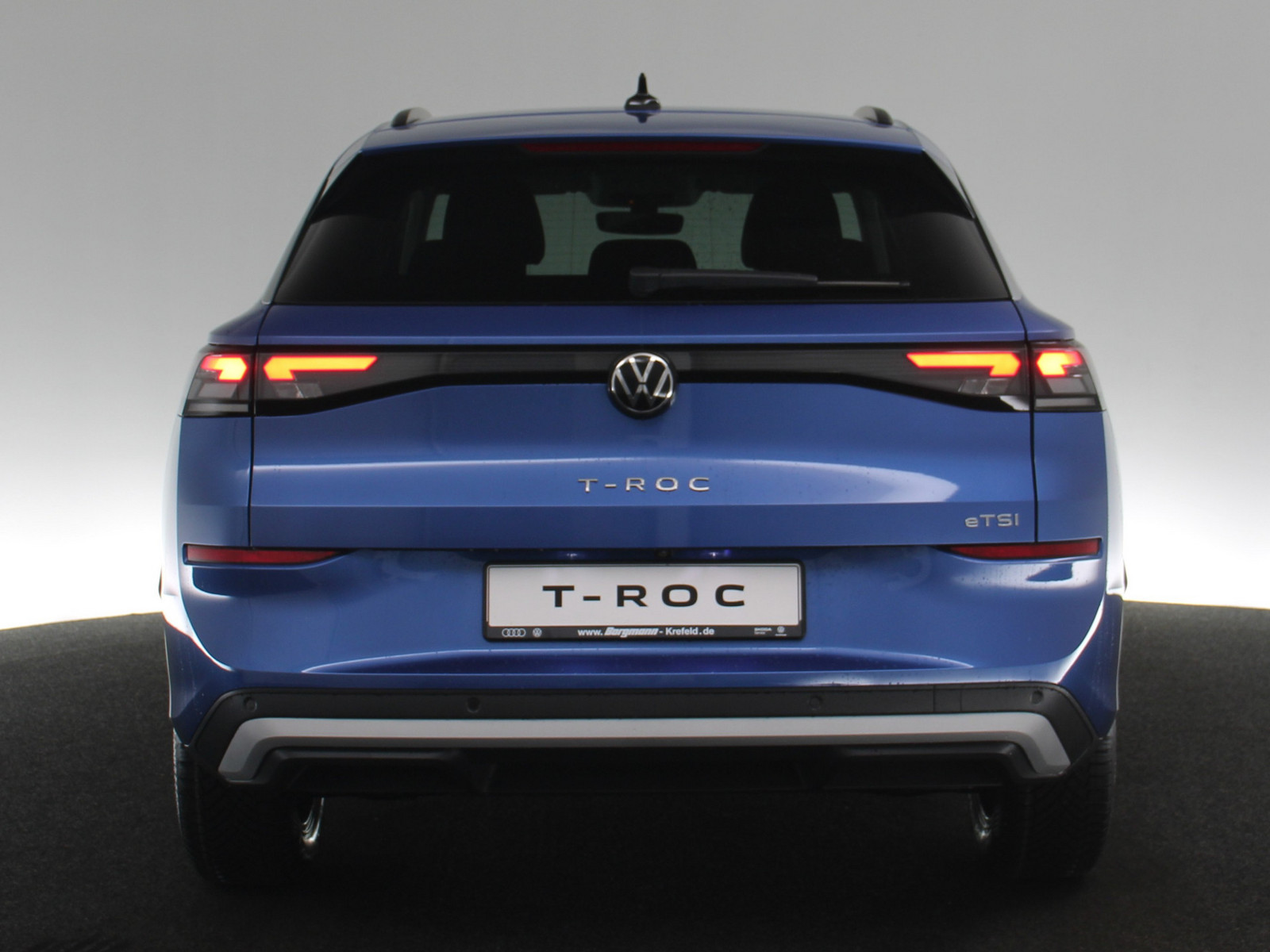 VW T-Roc 1.5 eTSI Life VW T-Roc 1.5 eTSI Life