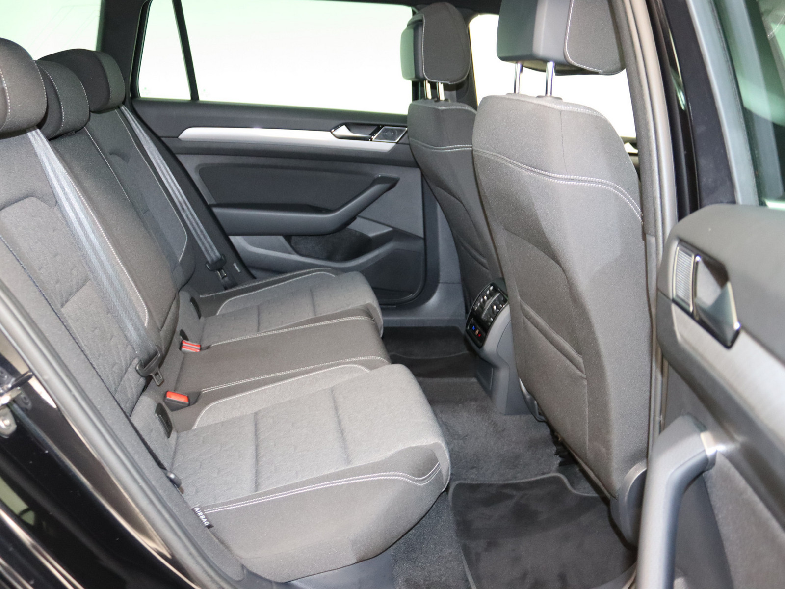 VW Passat Variant 2.0 TDI Business VW Passat Variant 2.0 TDI Business