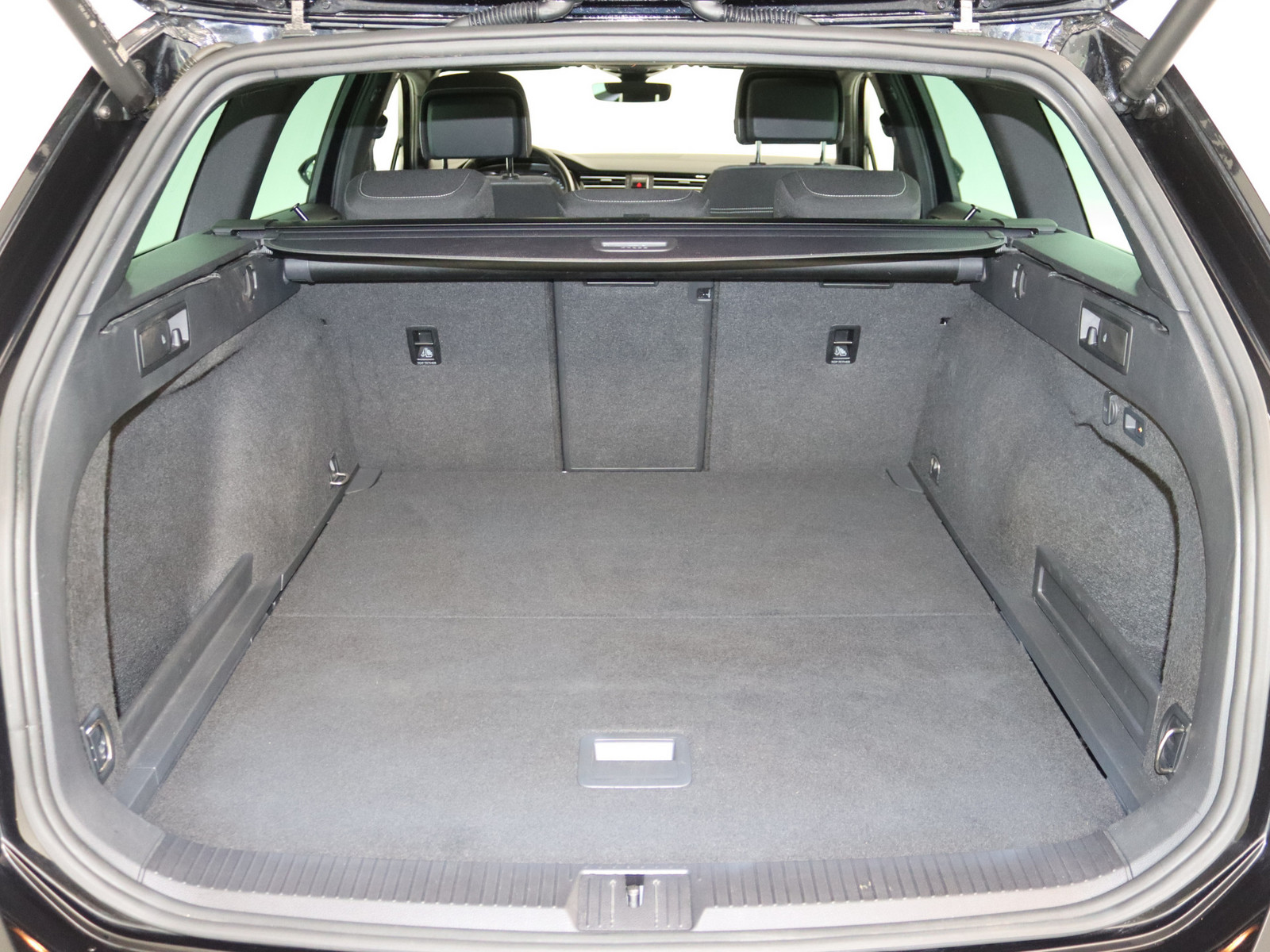 VW Passat Variant 2.0 TDI Business VW Passat Variant 2.0 TDI Business