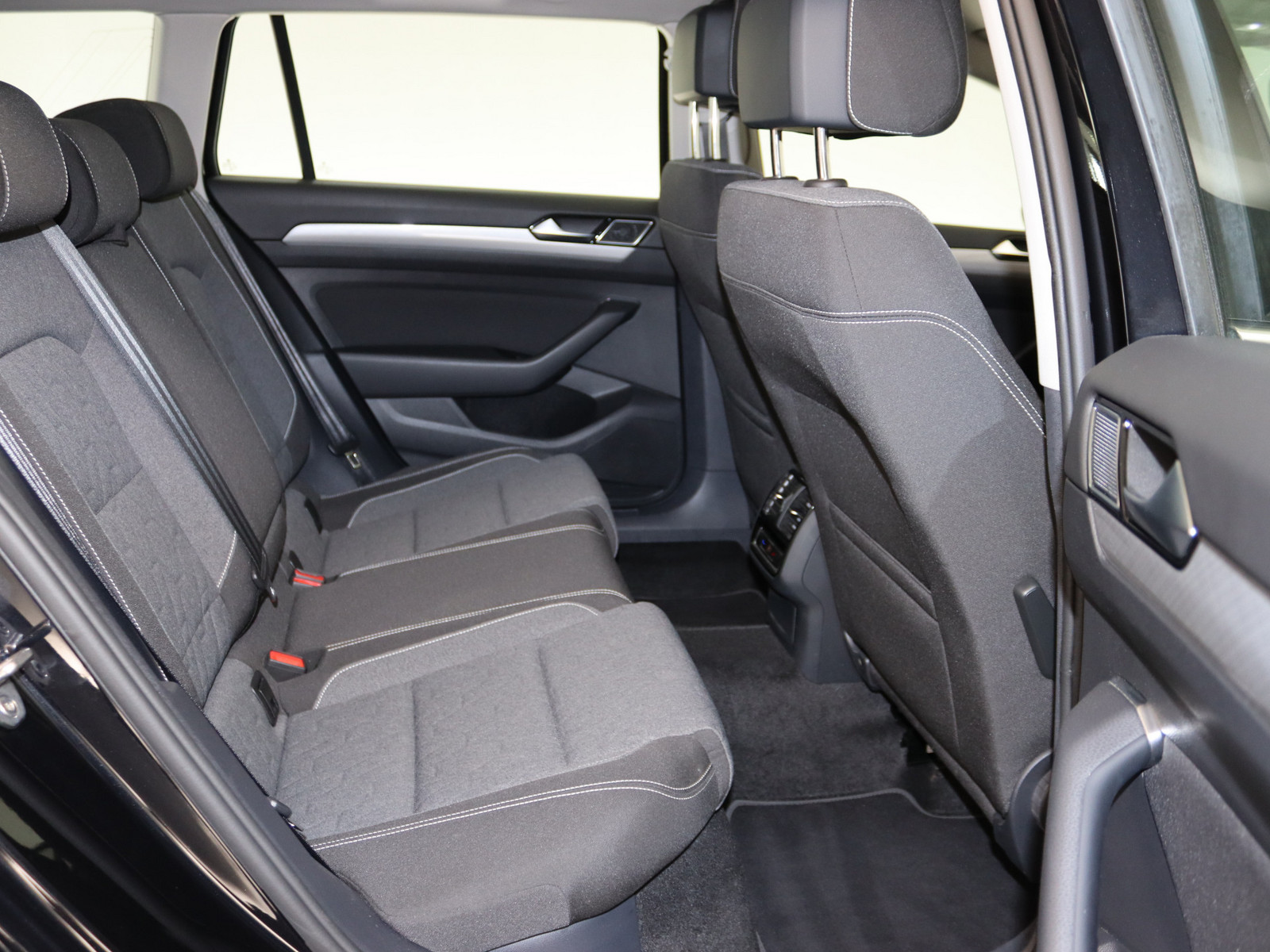 VW Passat Variant 2.0 TDI Business VW Passat Variant 2.0 TDI Business