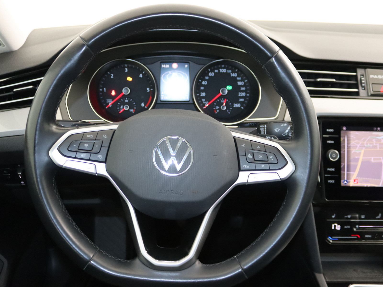 VW Passat Variant 2.0 TDI Business VW Passat Variant 2.0 TDI Business