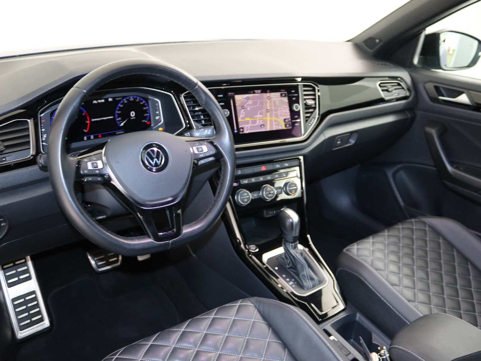VW T-Roc Cabriolet 1.5 TSI R-Line VW T-Roc Cabriolet 1.5 TSI R-Line
