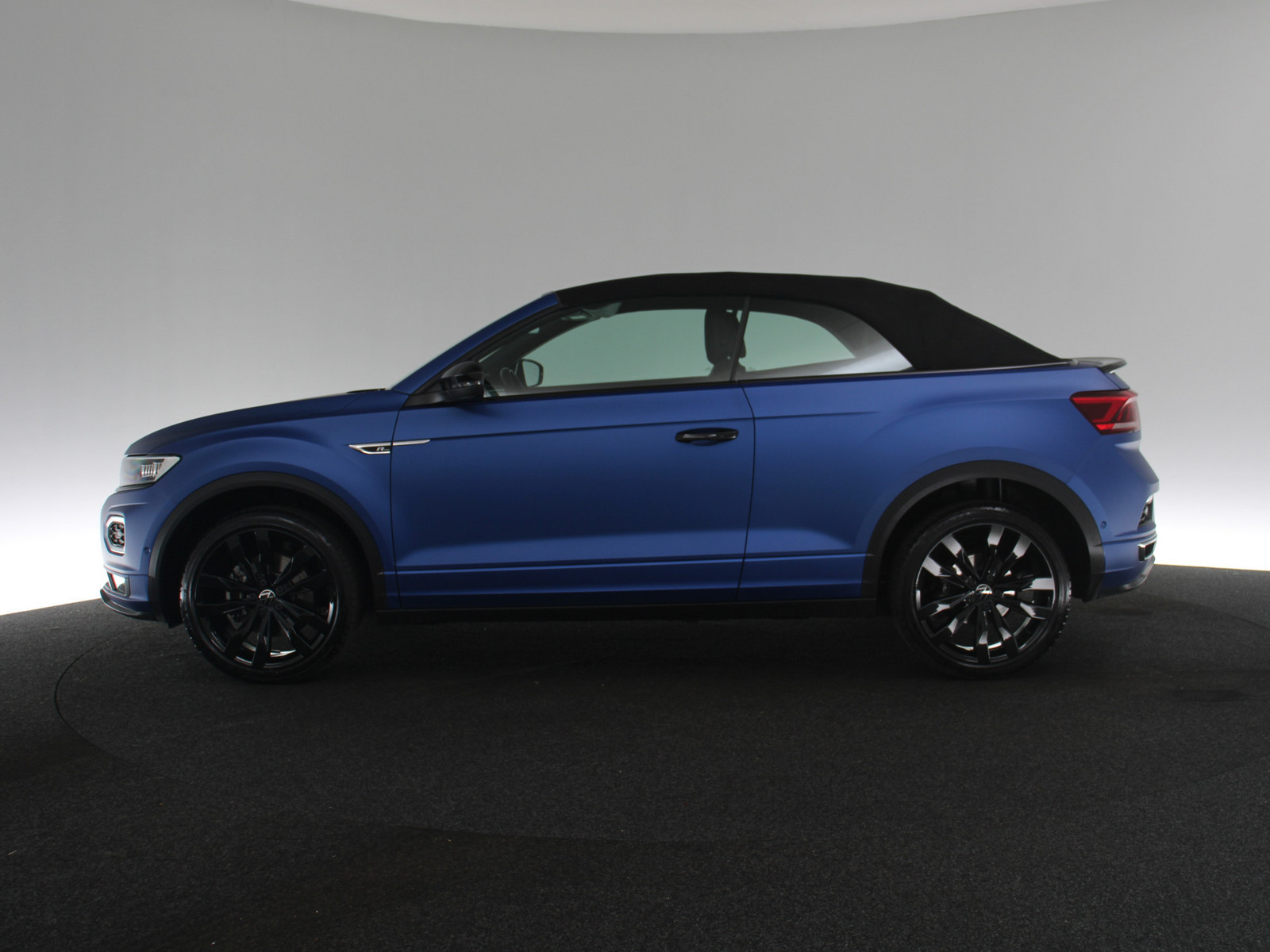 VW T-Roc Cabriolet 1.5 TSI R-Line VW T-Roc Cabriolet 1.5 TSI R-Line