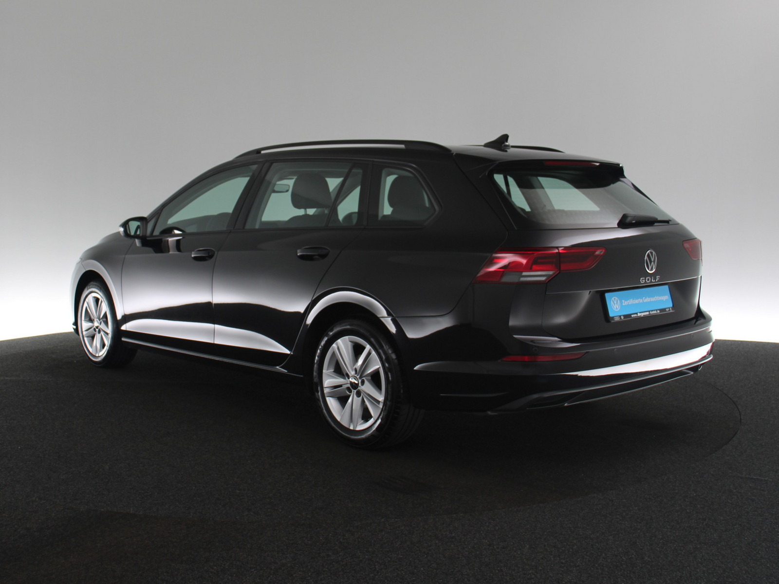 VW Golf VIII 2.0 TDI Life VW Golf VIII 2.0 TDI Life