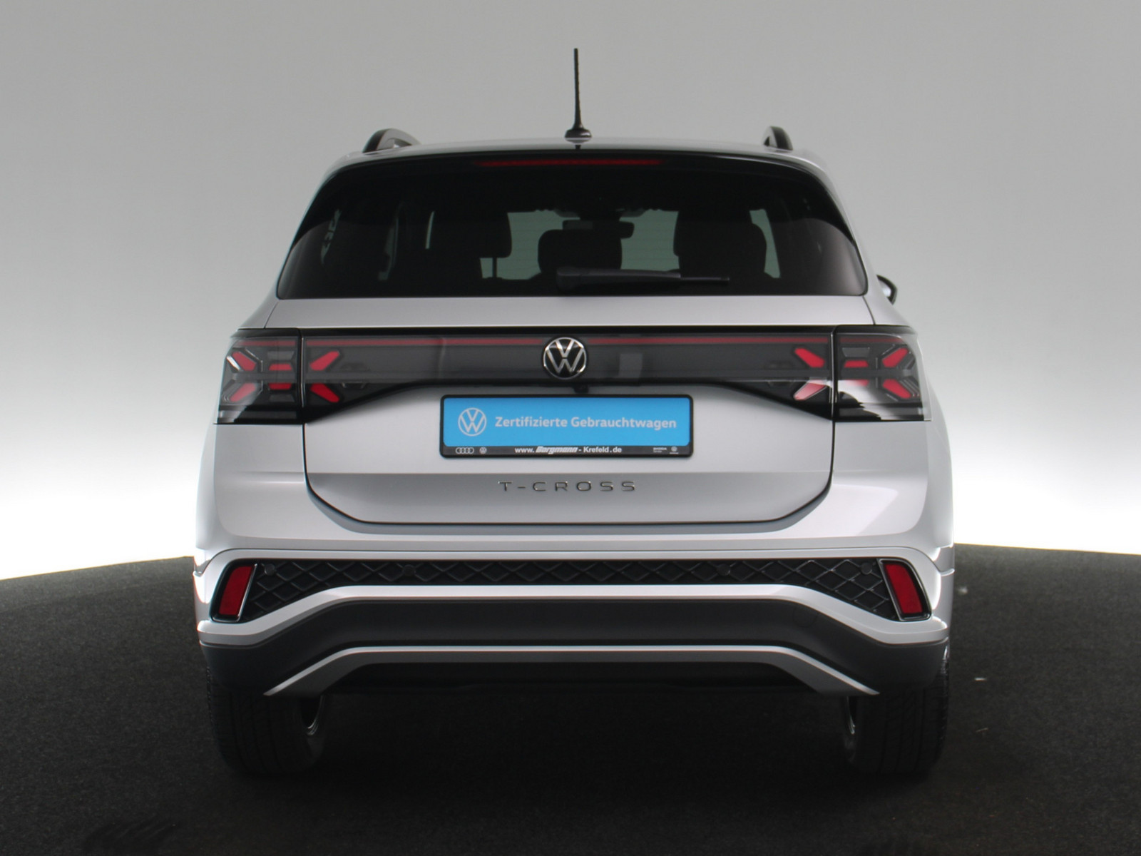 VW T-Cross 1.5 TSI R-Line VW T-Cross 1.5 TSI R-Line