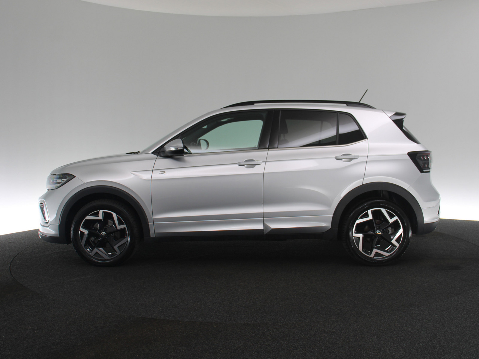 VW T-Cross 1.5 TSI R-Line VW T-Cross 1.5 TSI R-Line