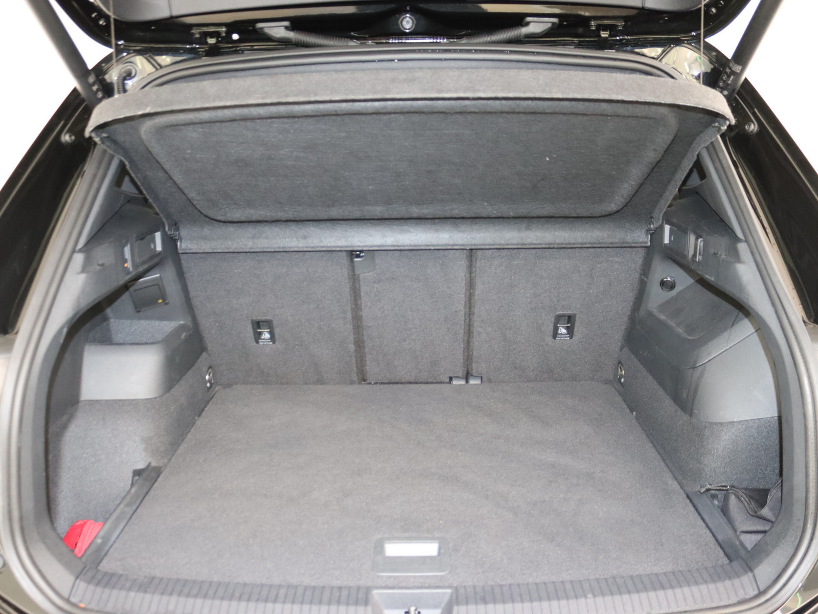 VW Tiguan 2.0 TDI R-Line VW Tiguan 2.0 TDI R-Line