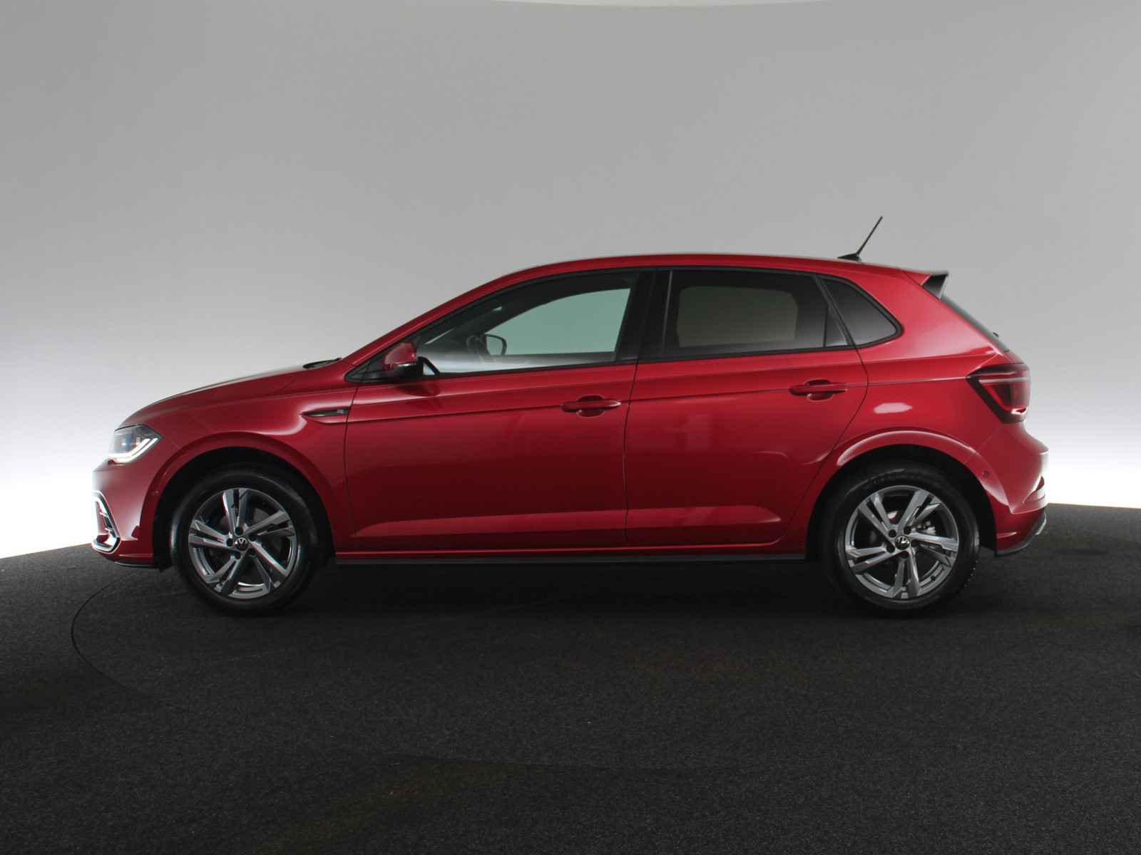 VW Polo 1.0 TSI R-Line VW Polo 1.0 TSI R-Line