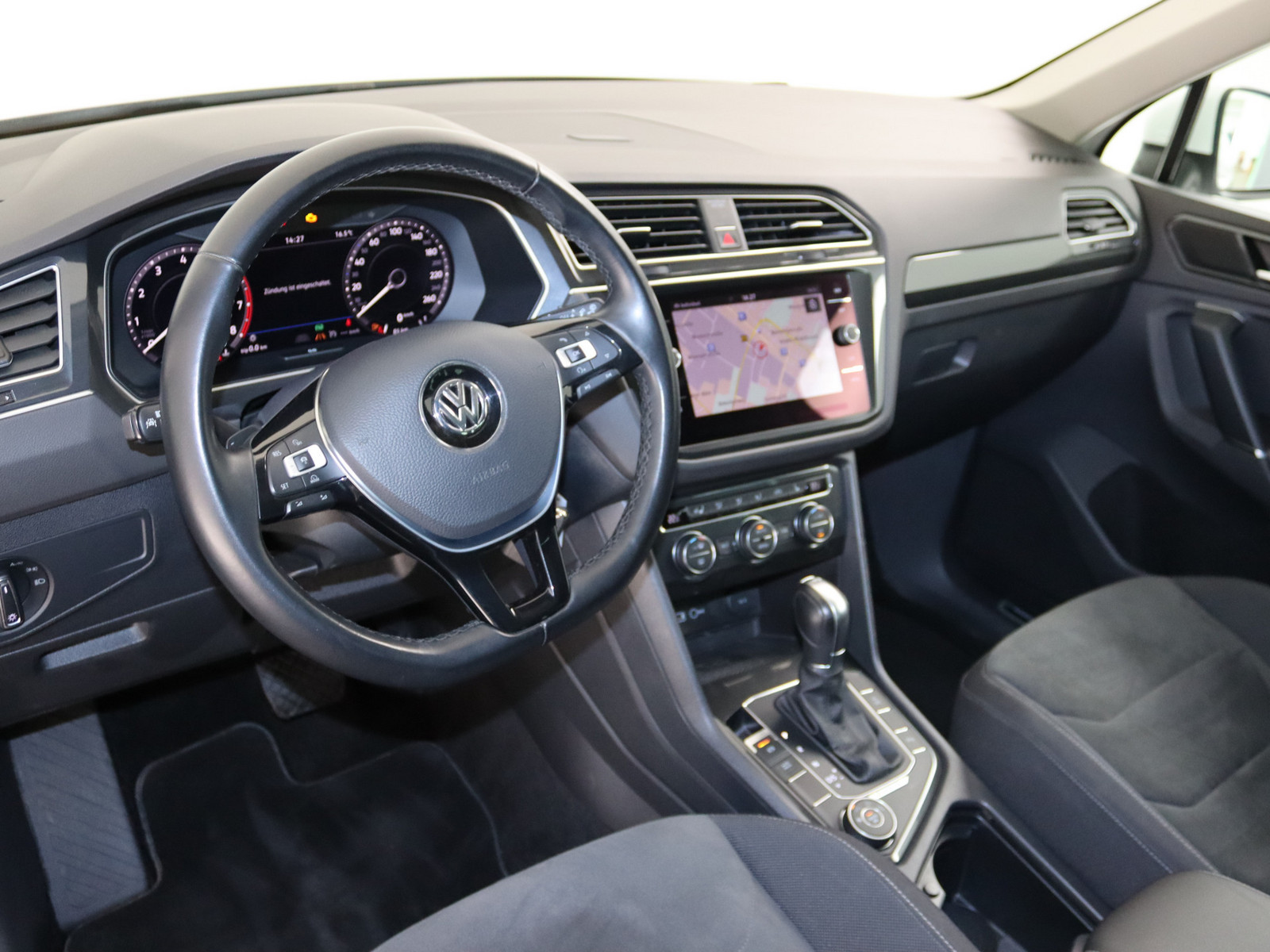 VW Tiguan 2.0 TSI BMT Highline 4Motion VW Tiguan 2.0 TSI BMT Highline 4Motion