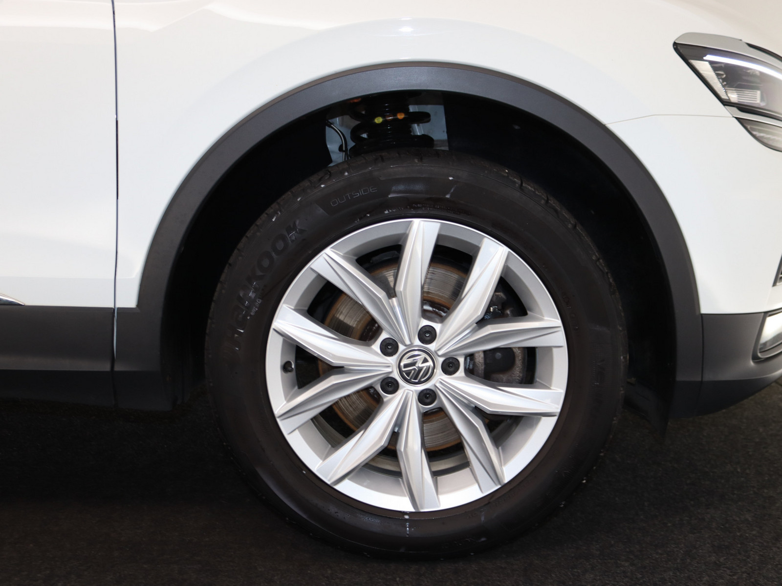VW Tiguan 2.0 TSI BMT Highline 4Motion VW Tiguan 2.0 TSI BMT Highline 4Motion
