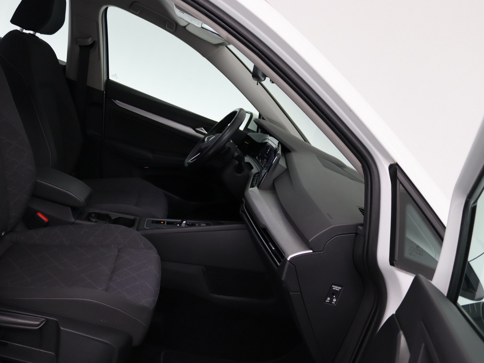 VW Golf VIII 2.0 TDI Life VW Golf VIII 2.0 TDI Life