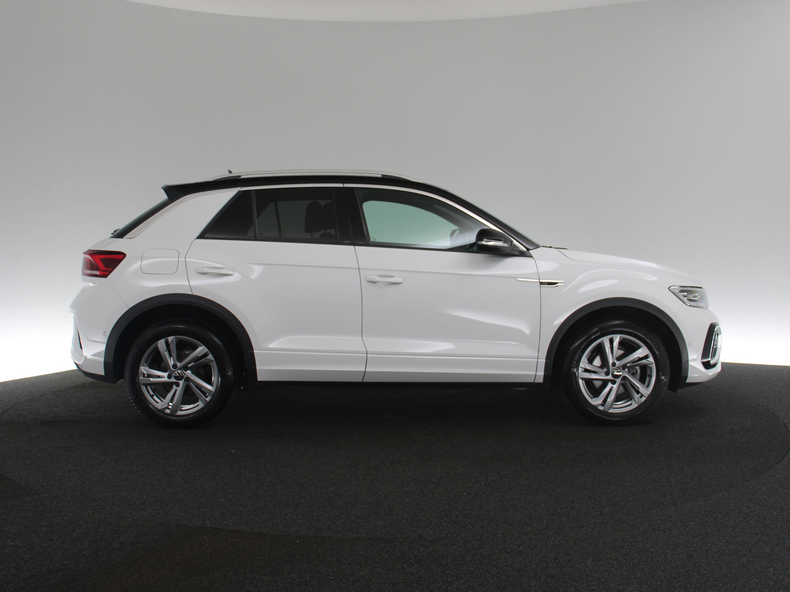 VW T-Roc 1.5 TSI R-Line VW T-Roc 1.5 TSI R-Line