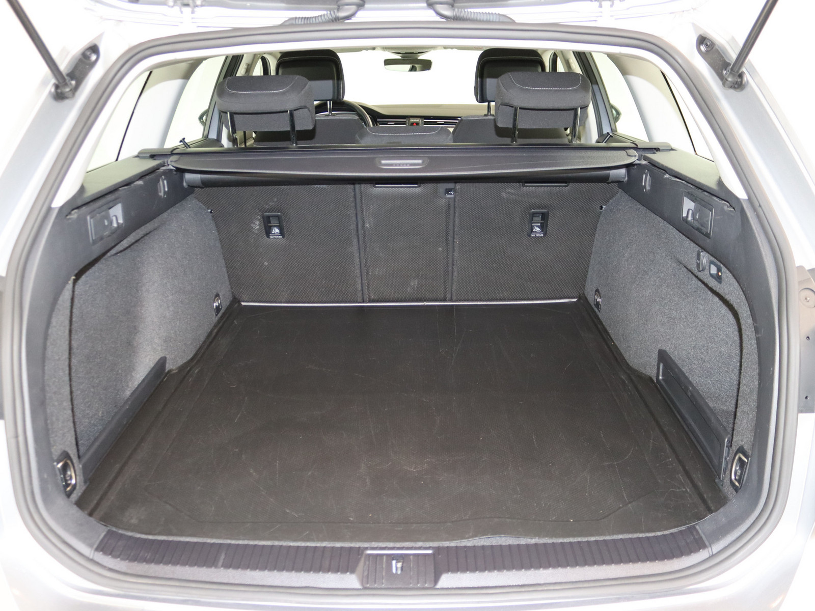 VW Passat Variant 2.0 TDI Business VW Passat Variant 2.0 TDI Business
