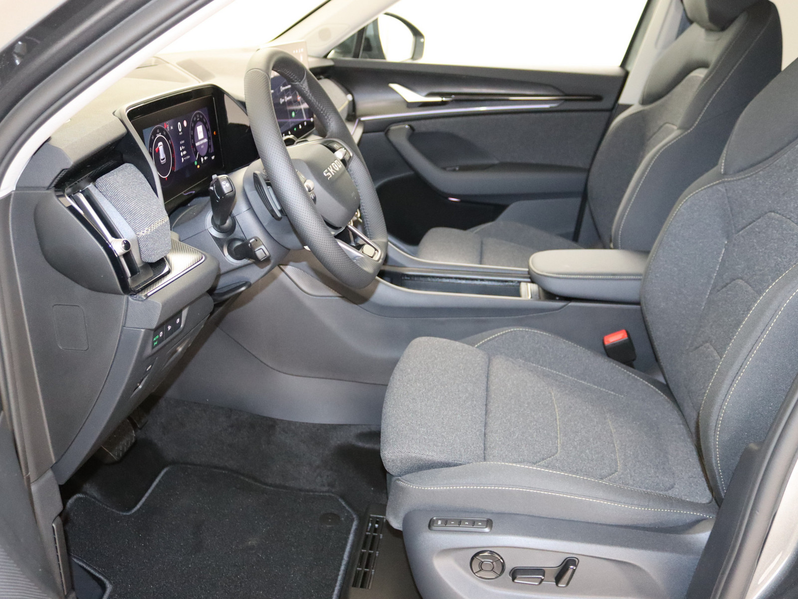 SKODA Kodiaq 1.5 TSI mHEV Selection SKODA Kodiaq 1.5 TSI mHEV Selection