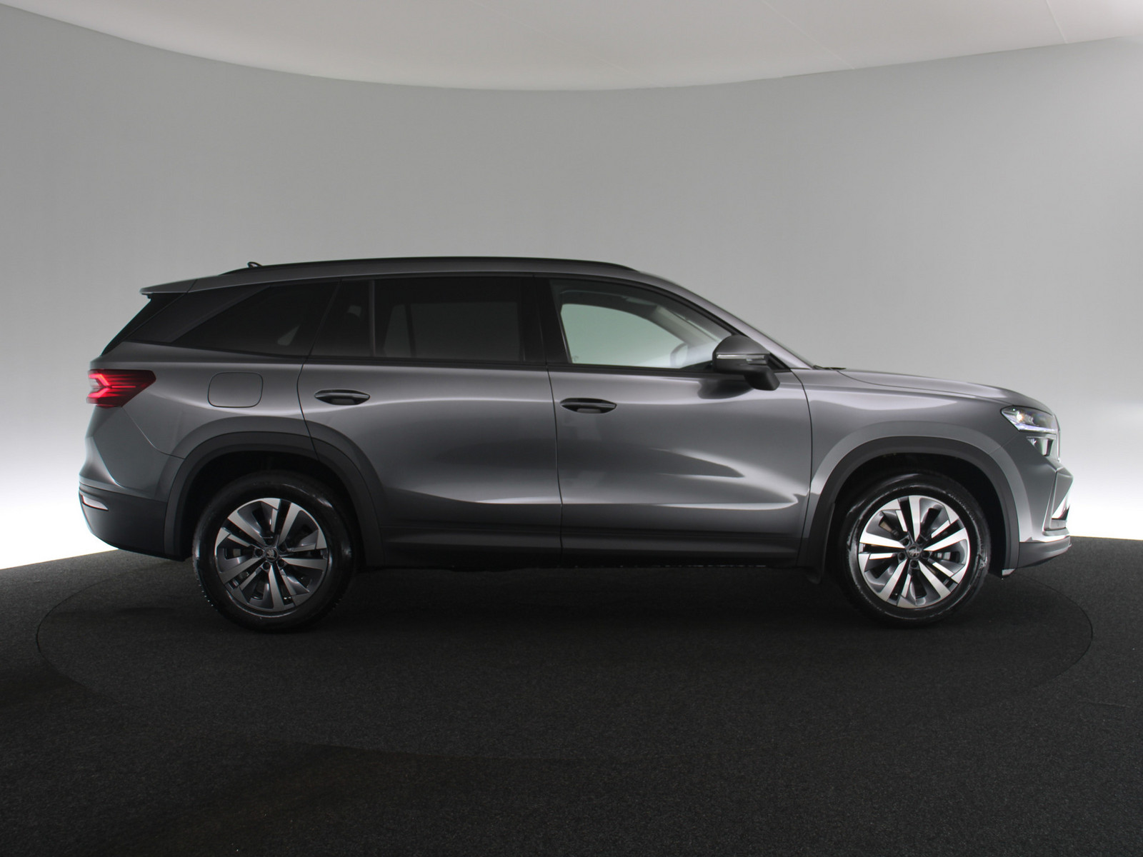 SKODA Kodiaq 1.5 TSI mHEV Selection SKODA Kodiaq 1.5 TSI mHEV Selection