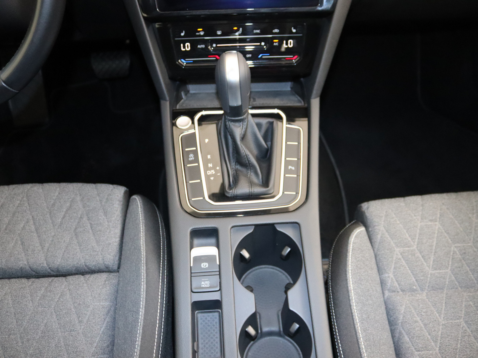 VW Passat Variant 2.0 TDI Business VW Passat Variant 2.0 TDI Business