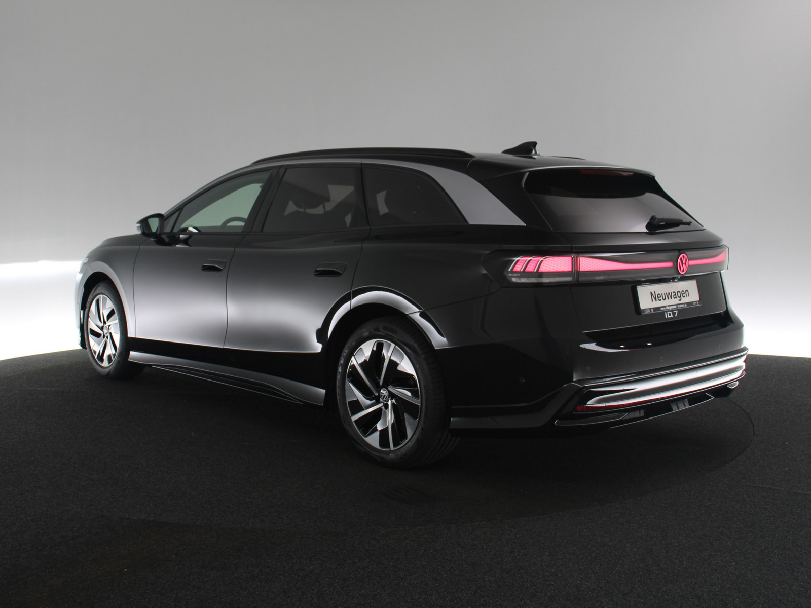 VW ID.7 Pro 77kW VW ID.7 Pro 77kW