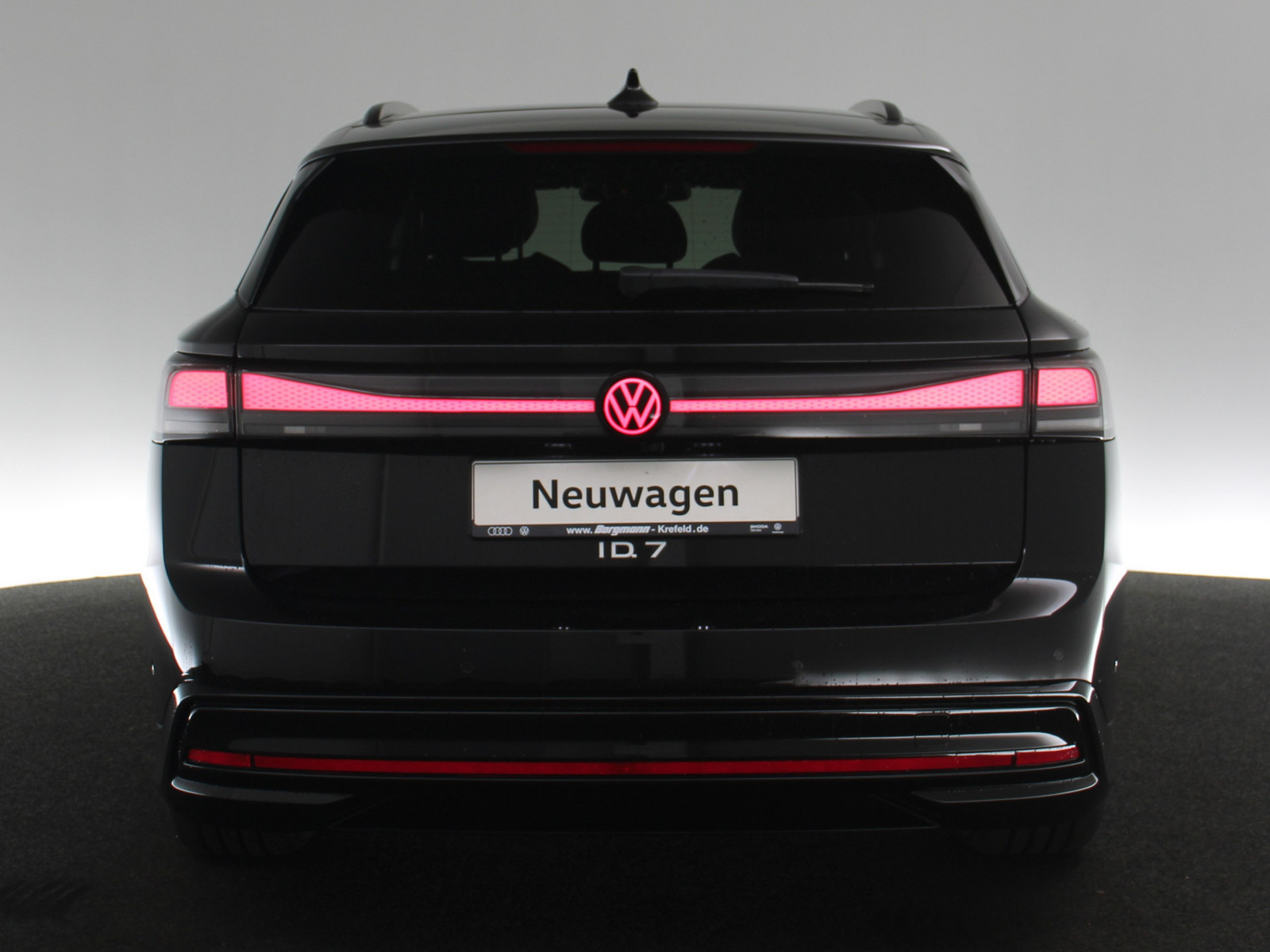 VW ID.7 Pro 77kW VW ID.7 Pro 77kW
