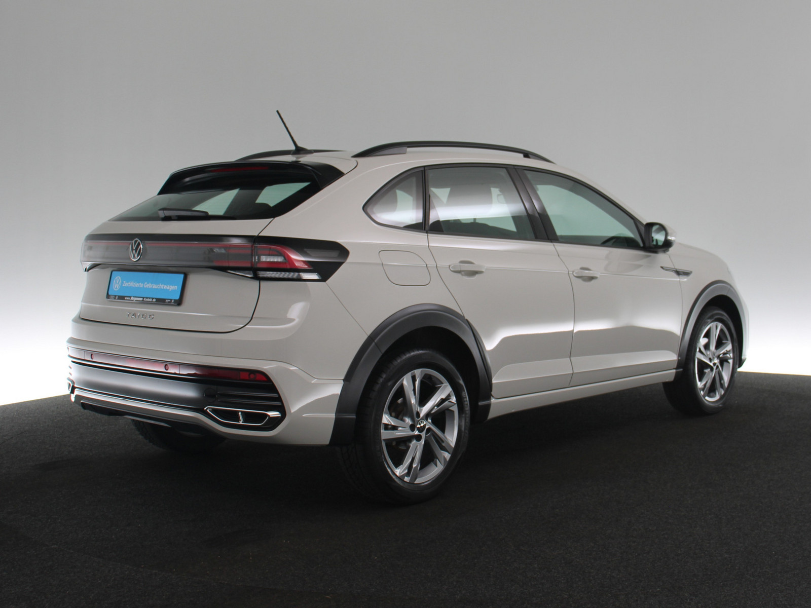 VW Taigo 1.0 TSI R-Line VW Taigo 1.0 TSI R-Line