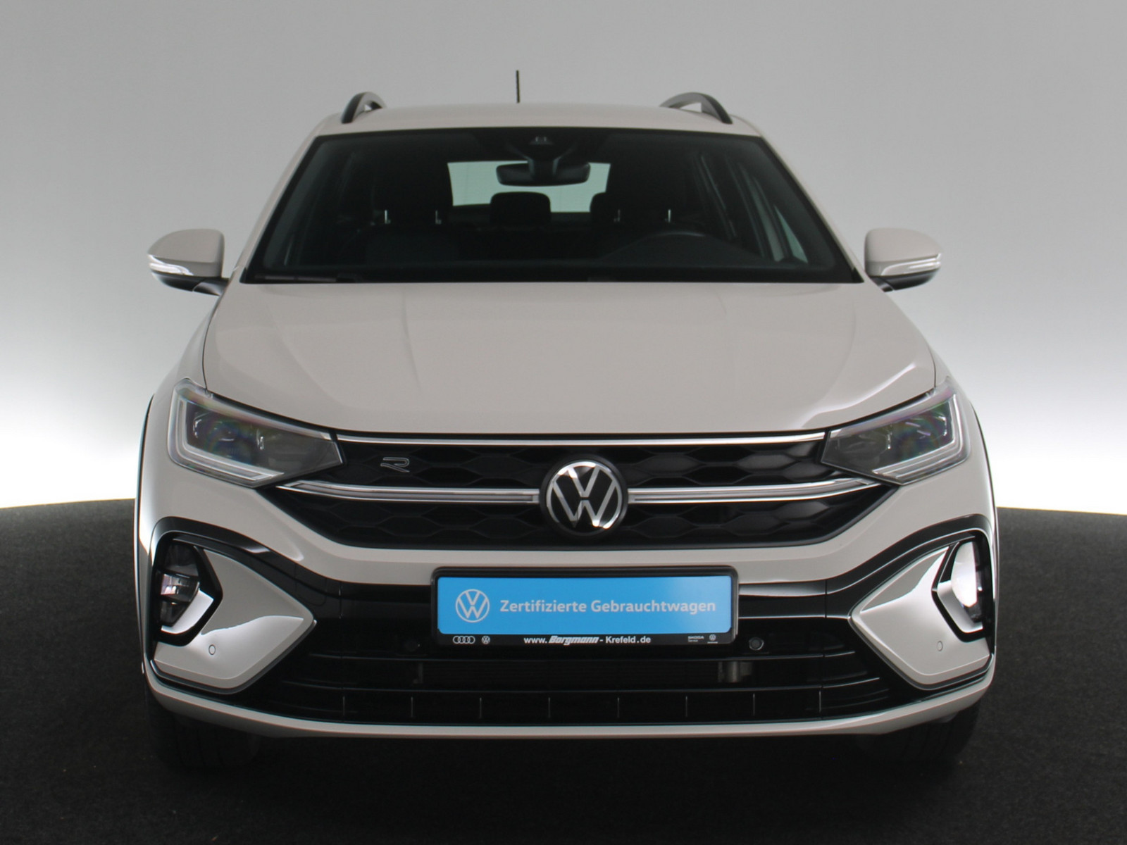 VW Taigo 1.0 TSI R-Line VW Taigo 1.0 TSI R-Line