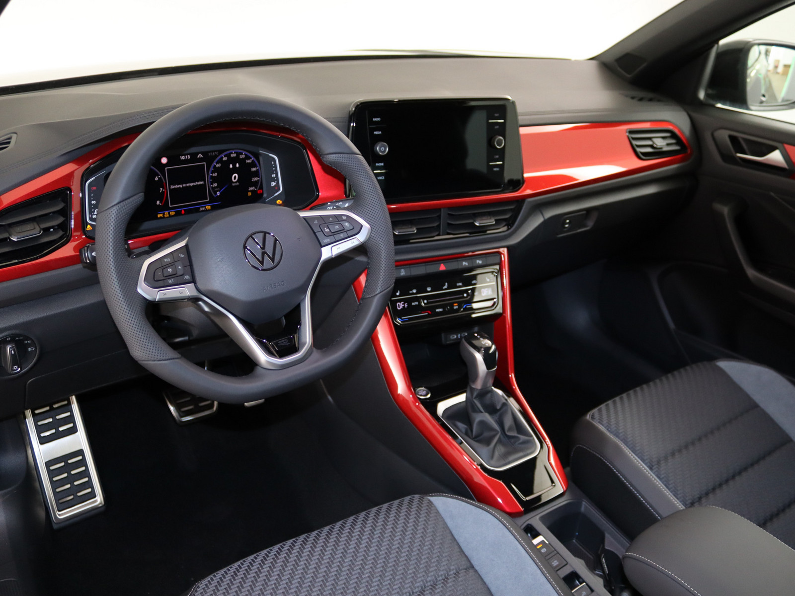 VW T-Roc Cabriolet 1.5 TSI R-Line VW T-Roc Cabriolet 1.5 TSI R-Line