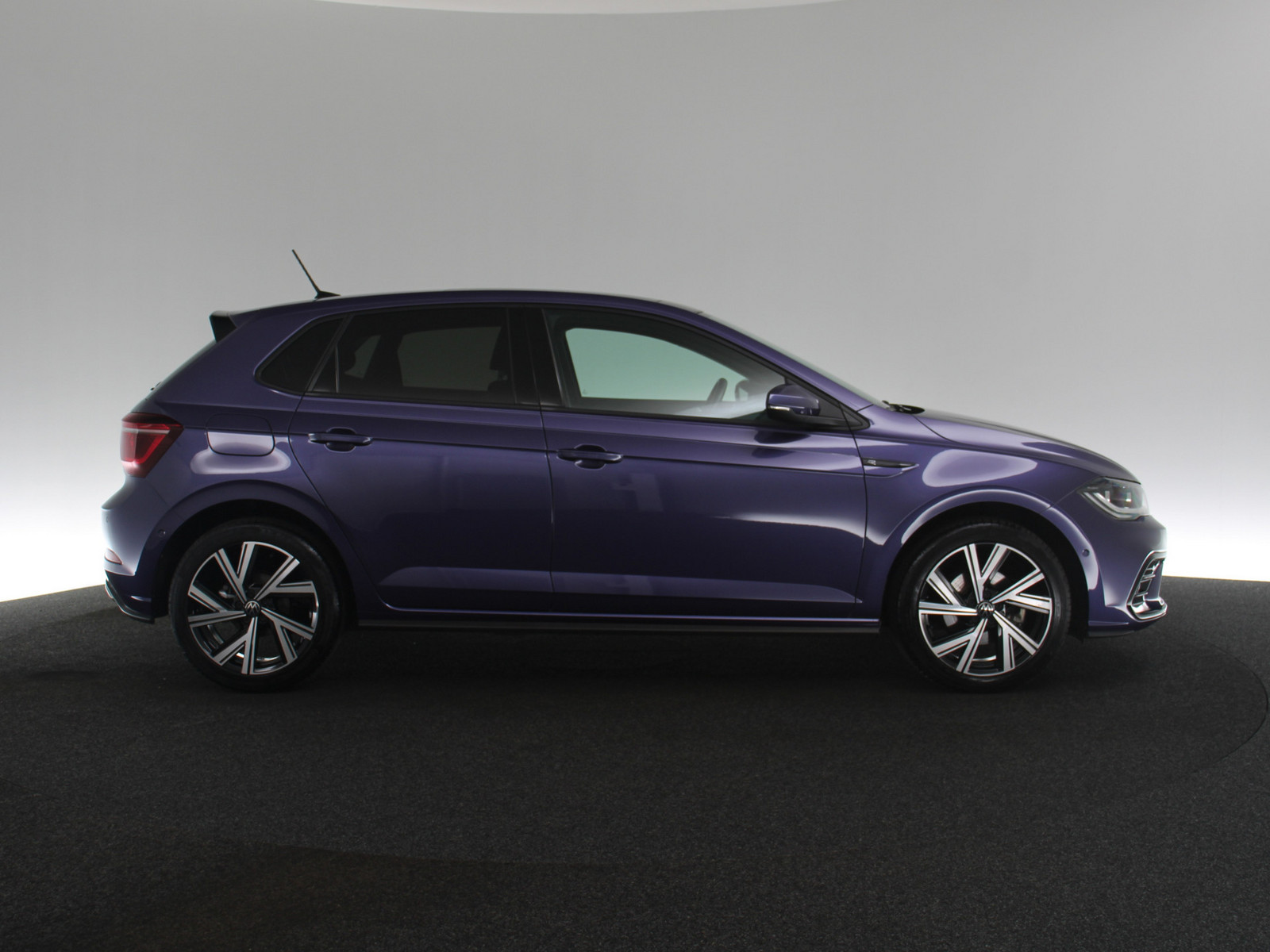 VW Polo 1.0 TSI R-Line VW Polo 1.0 TSI R-Line