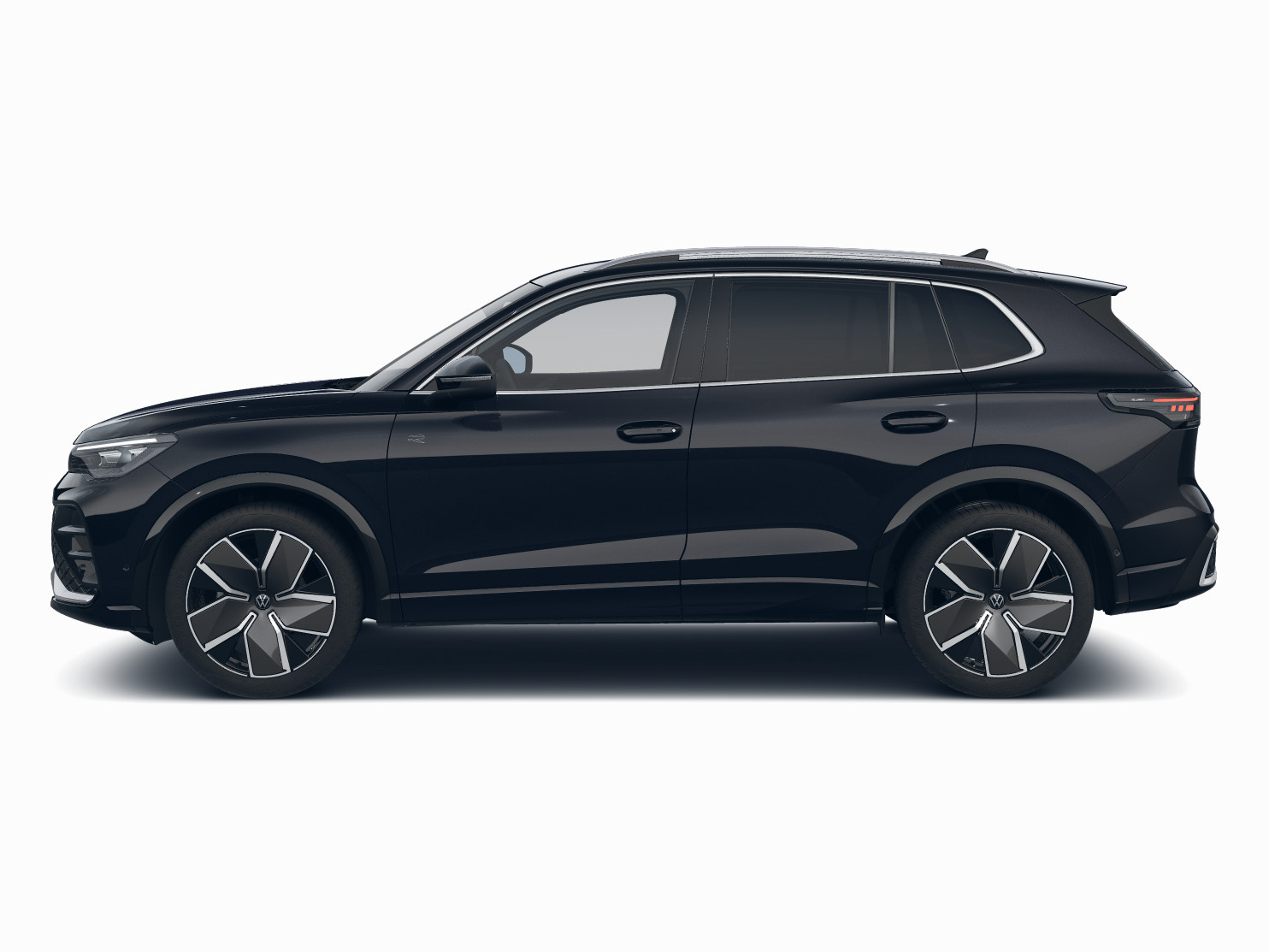 VW Tiguan 1.5 eTSI R-Line VW Tiguan 1.5 eTSI R-Line
