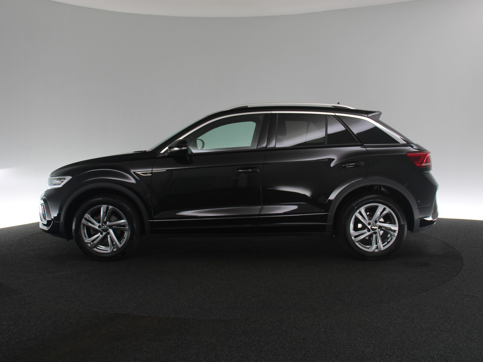 VW T-Roc 1.5 TSI R-Line VW T-Roc 1.5 TSI R-Line