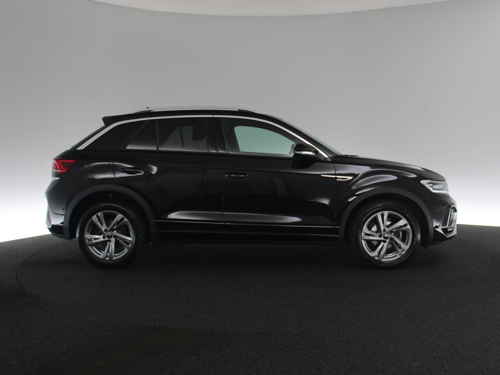 VW T-Roc 1.5 TSI R-Line VW T-Roc 1.5 TSI R-Line
