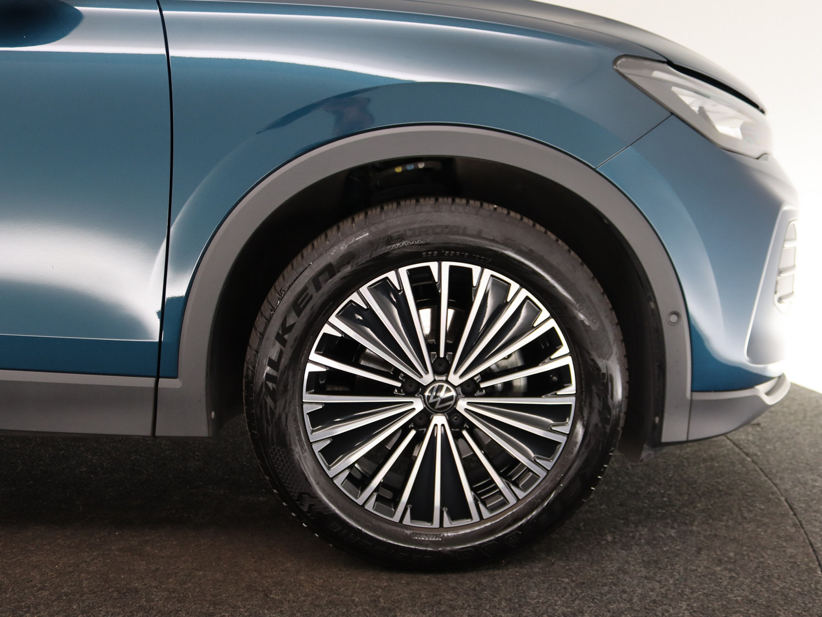 VW Tiguan 1.5 eTSI Life VW Tiguan 1.5 eTSI Life