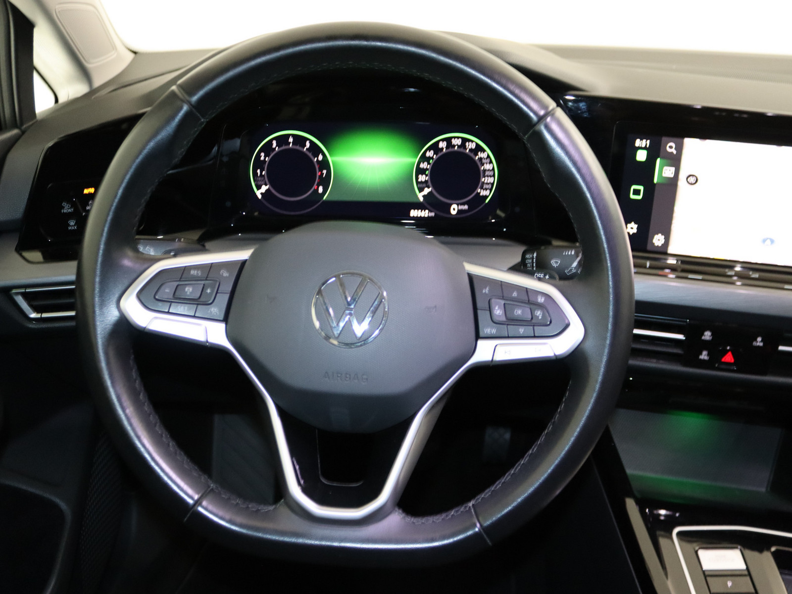 VW Golf VIII 2.0 TSI Style VW Golf VIII 2.0 TSI Style