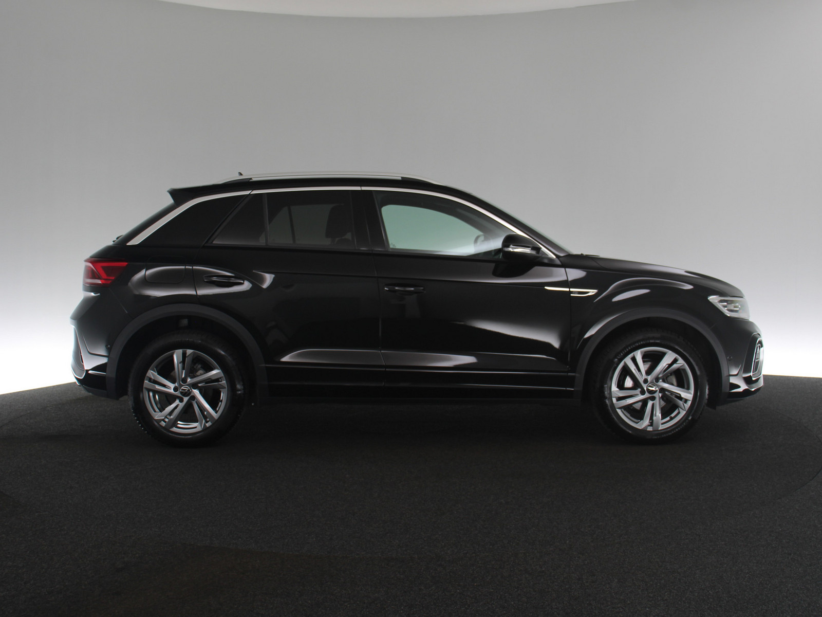 VW T-Roc 1.5 TSI R-Line VW T-Roc 1.5 TSI R-Line