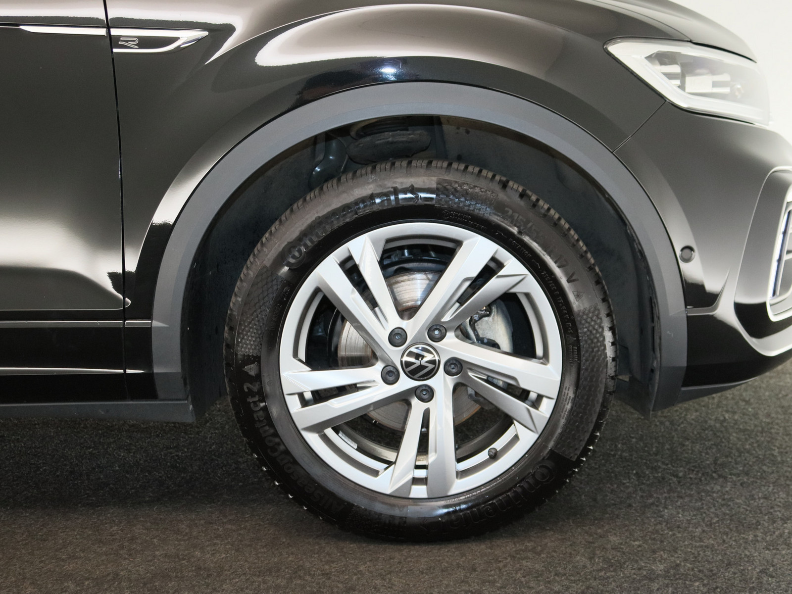 VW T-Roc 1.5 TSI R-Line VW T-Roc 1.5 TSI R-Line
